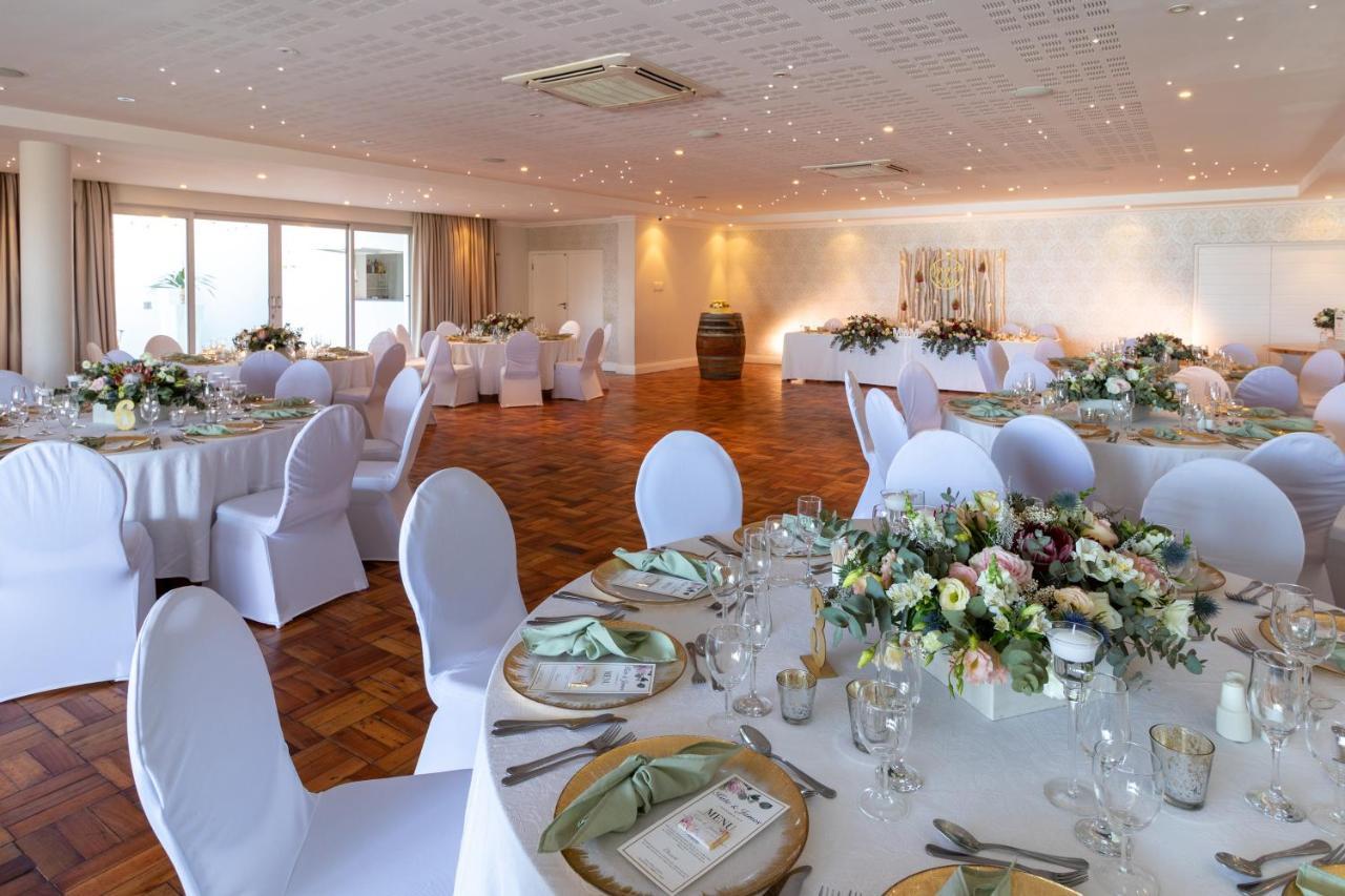 Morgan Bay Hotel エクステリア 写真